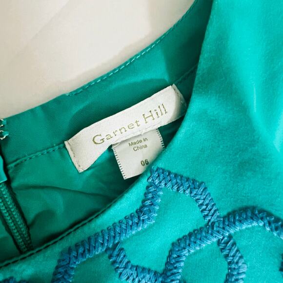 Garnet Hill Green Embroidered Sleeveless Sheath Dress Size 6 - Picture 4 of 9